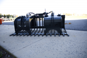 Steinsammler Grapple for easy tree cleanup